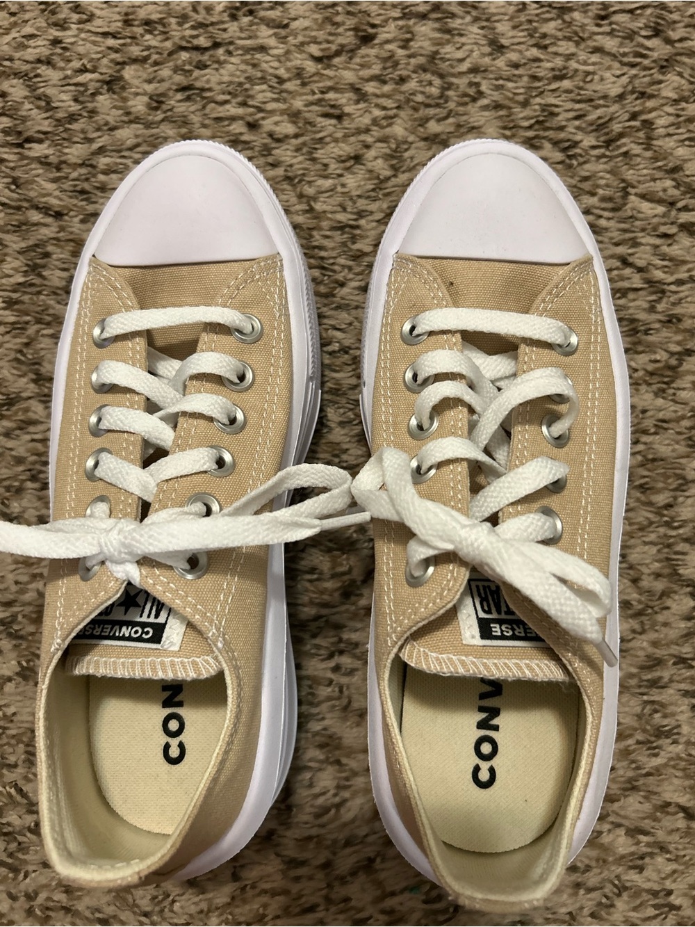 Converse All Star Platform Sneakers – Women’s Size 6 – Tan/Beige NWOT